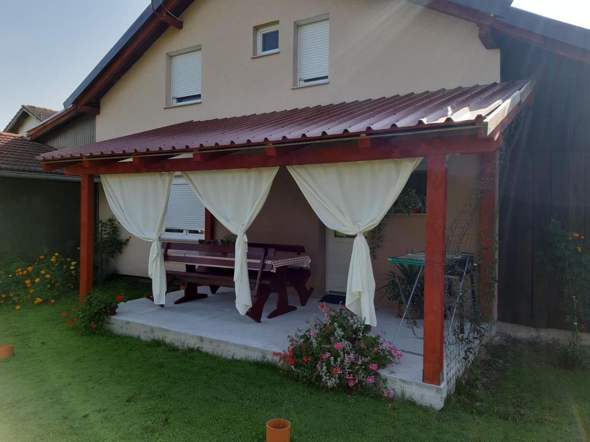 Studio Apartmani "Stimac" Garesnica Luaran gambar