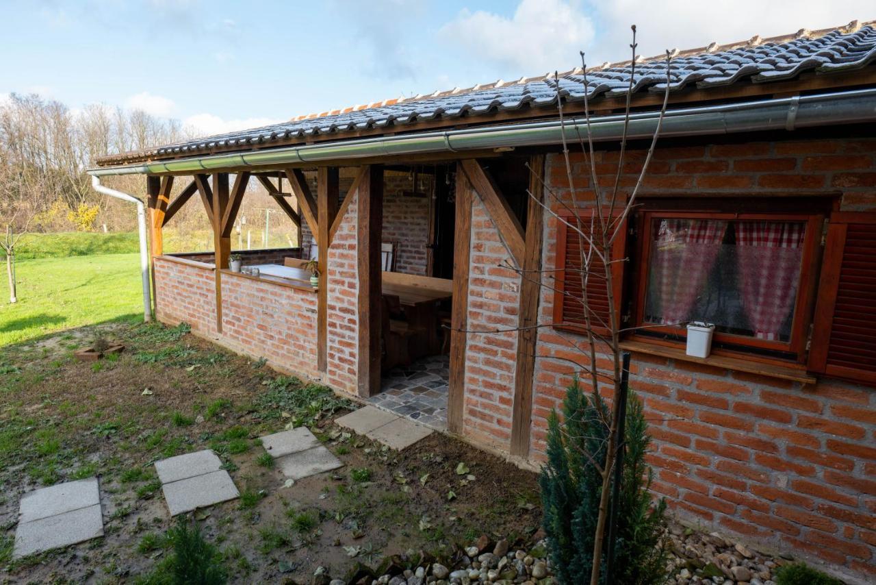 Studio Apartmani "Stimac" Garesnica Luaran gambar
