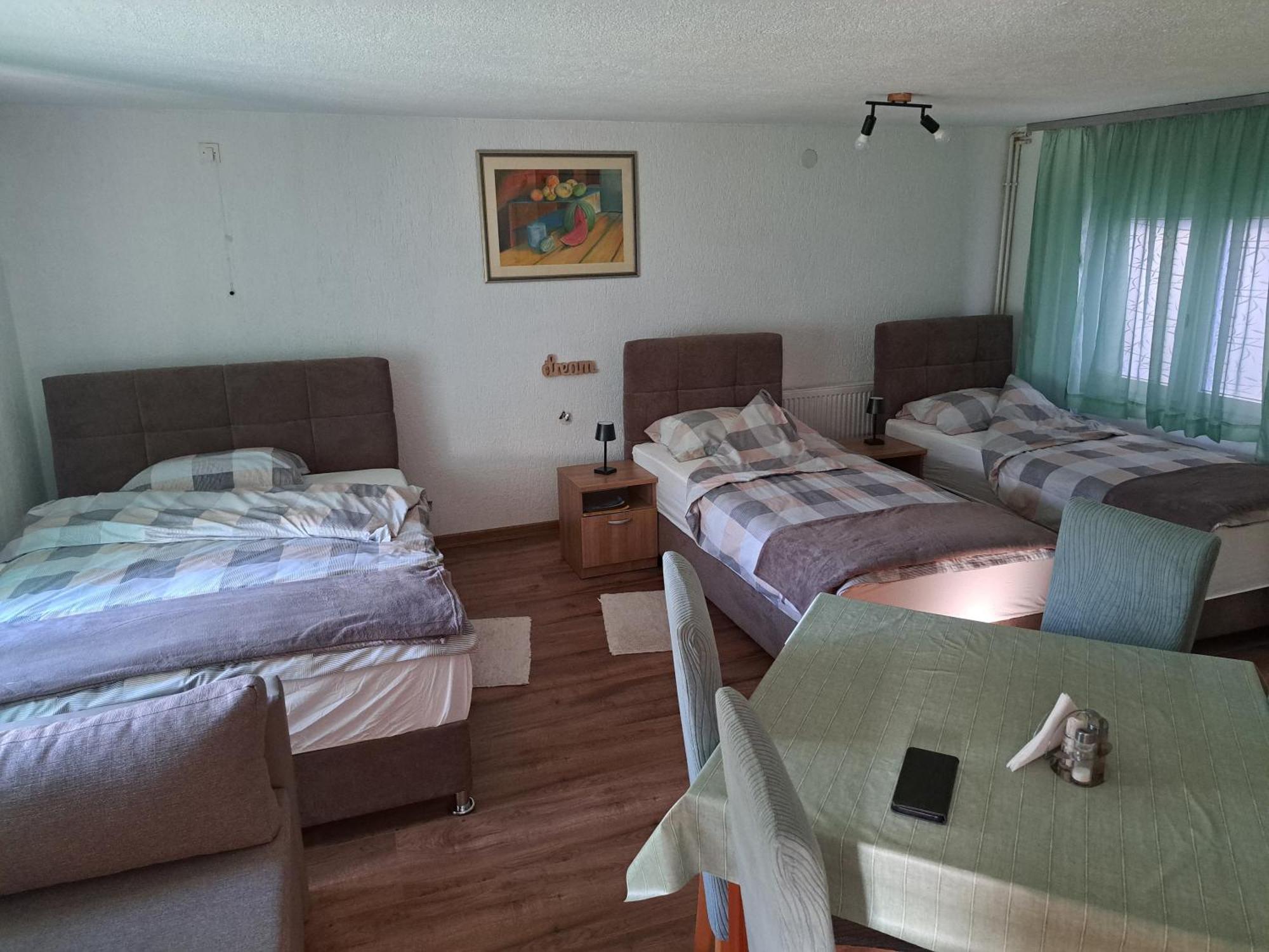 Studio Apartmani "Stimac" Garesnica Luaran gambar