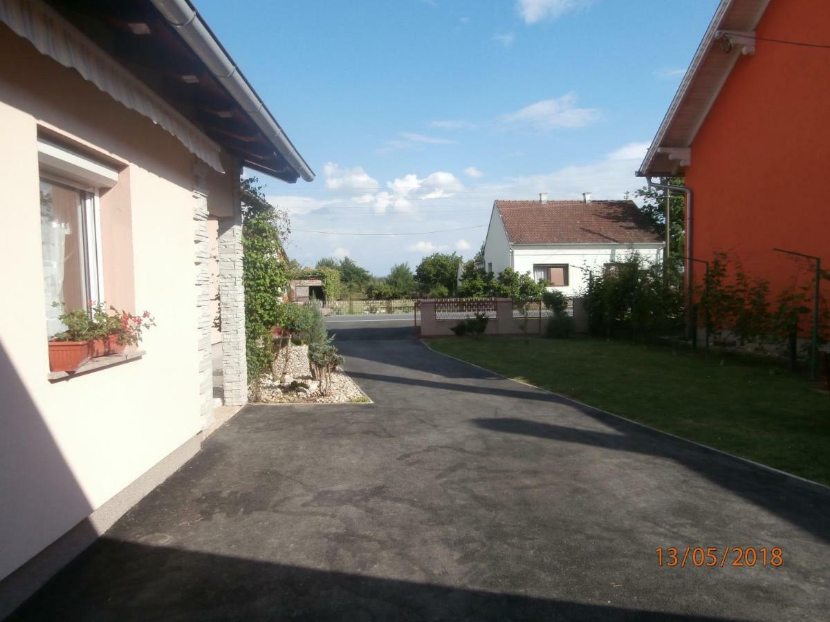 Studio Apartmani "Stimac" Garesnica Luaran gambar